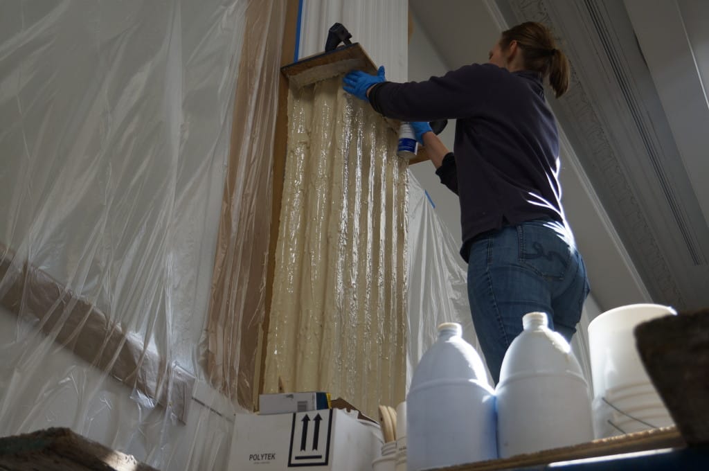 Apply Release Agent to Cured Rubber Release Agent Before Mold Shell