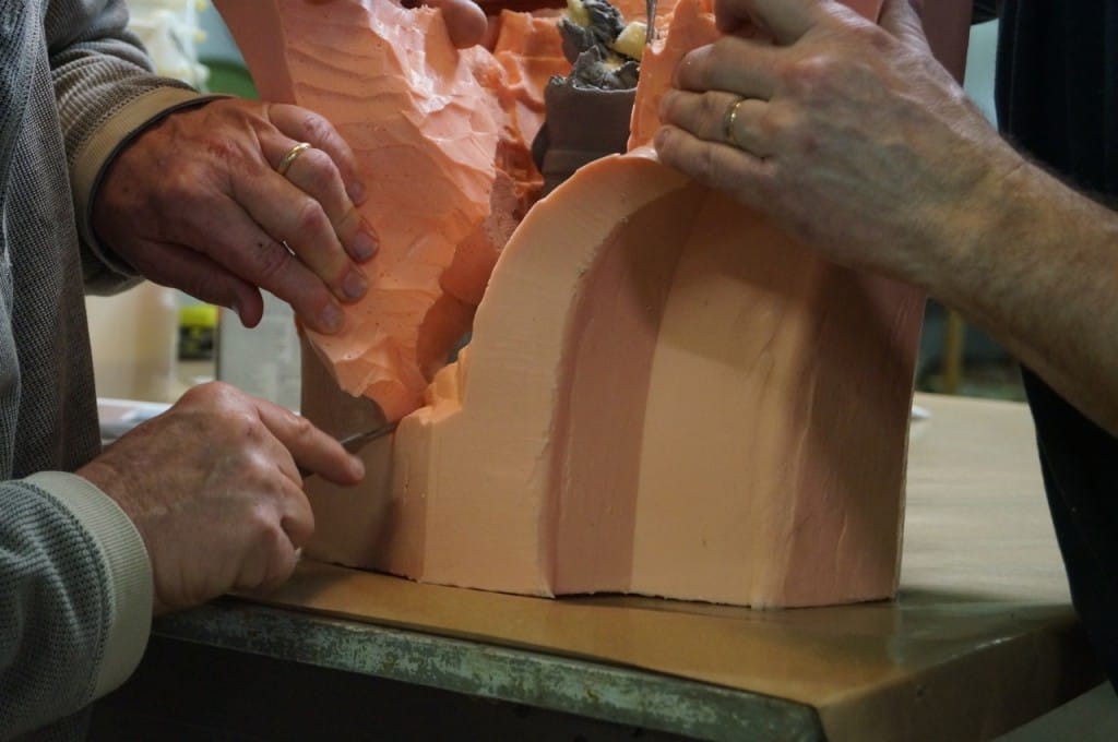 Cutting Silicone Mold with Scalpel Cutting Silicone Mold with Scalpel