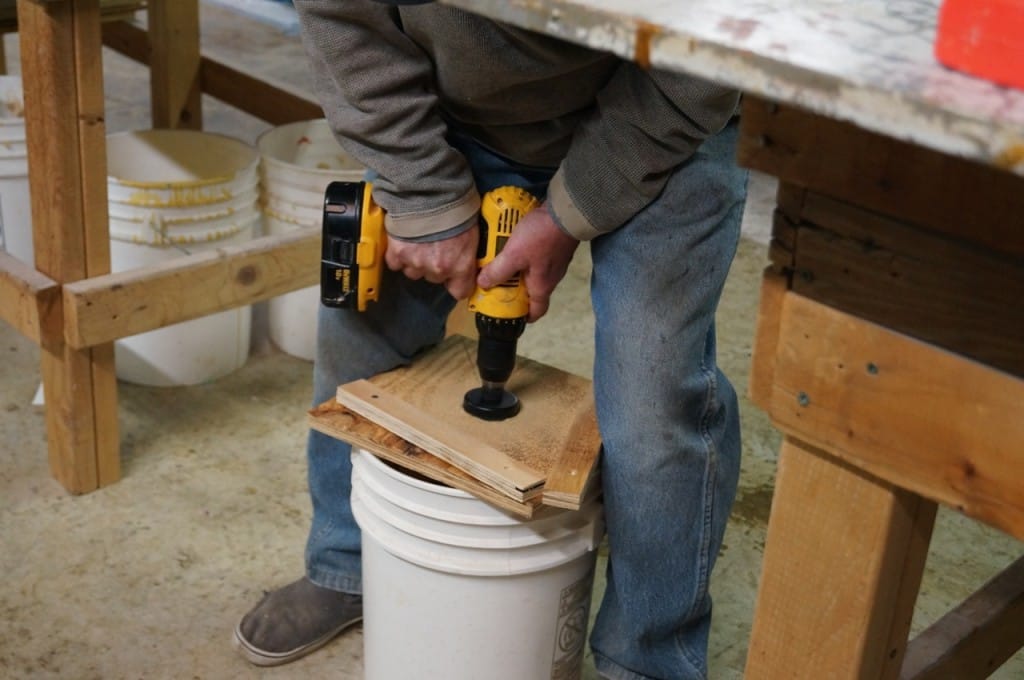 Create Pour Hole in Mold Box Lid Create Pour Hole in Mold Box Lid