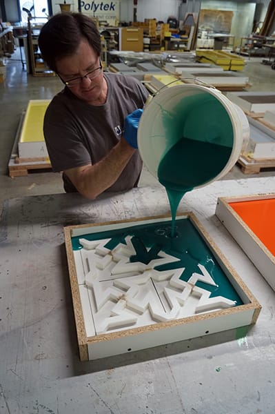 Pour Rubber Over Pattern Pour Rubber Over Pattern