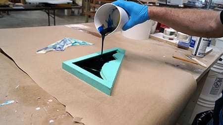 Pour Marbled Resin into Mold Pour Marbled Resin into Mold