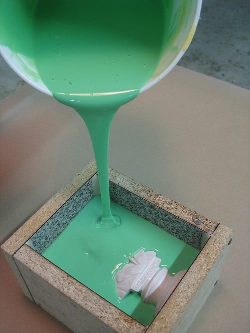 Pour Silicone Rubber Over Model Two-Part Silicone Mold