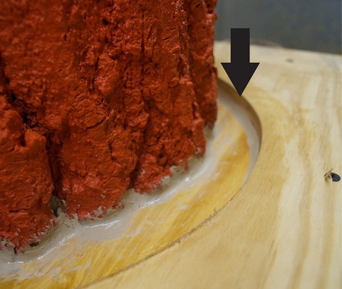 Clay "Gasket" in Recess Clay Gasket